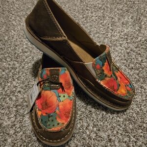 Ariat Floral women's cruiser shoes